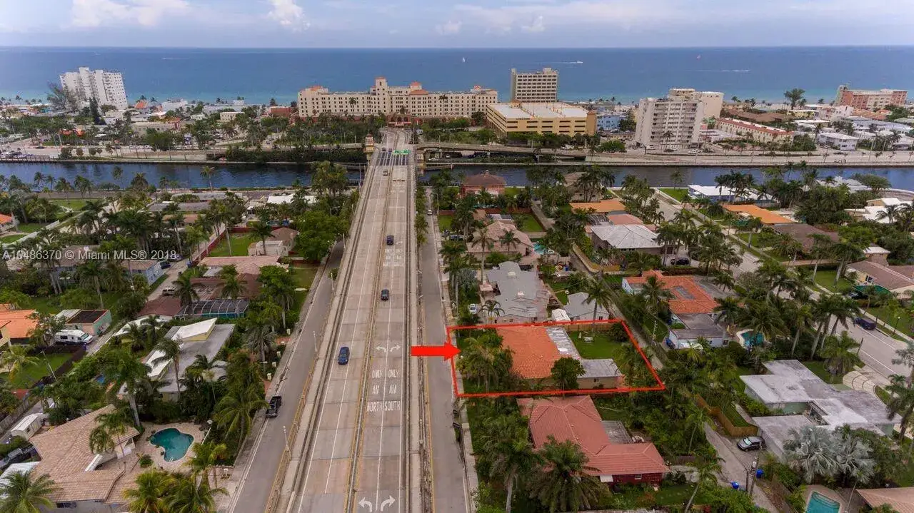 3 bedroom 2 bath Residential Lease for rent at 736 Hollywood Blvd, Hollywood FL 33019