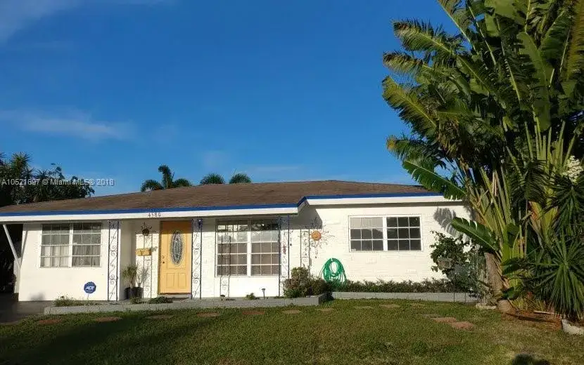 3 bedroom 2 bath Residential for sale at 4580 NW 3rd Ave, Oakland Park FL 33309