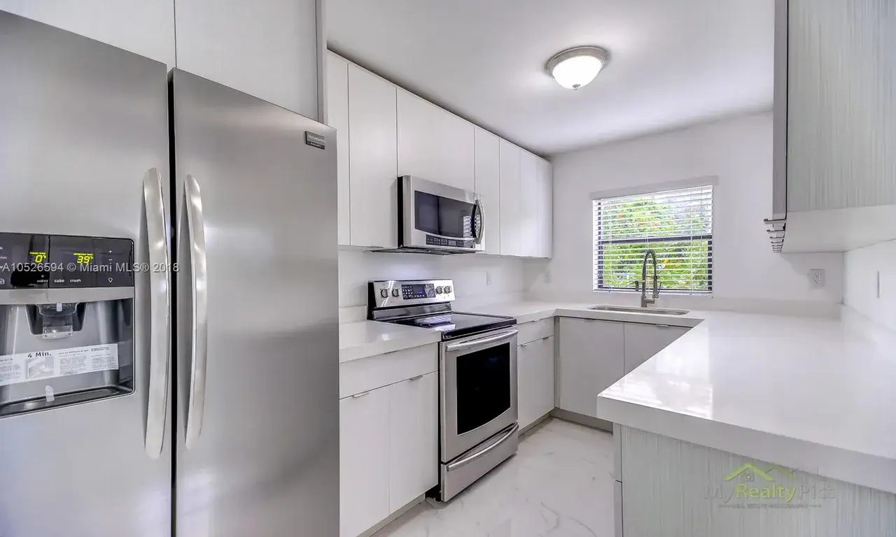 5 bedroom 4 bath Residential for sale at 16131 SW 300th St, Homestead FL 33033