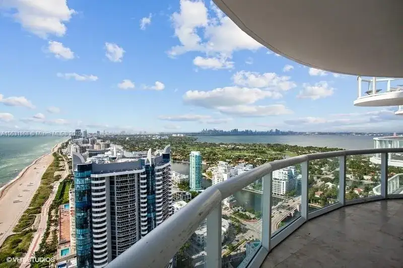 2 bedroom 2 bath Residential Lease for rent at 6365 Collins Ave # 4106, Miami Beach FL 33141