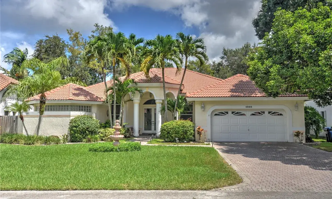 4 bedroom 3 bath Residential for sale at 4866 NW 67th Ave, Lauderhill FL 33319