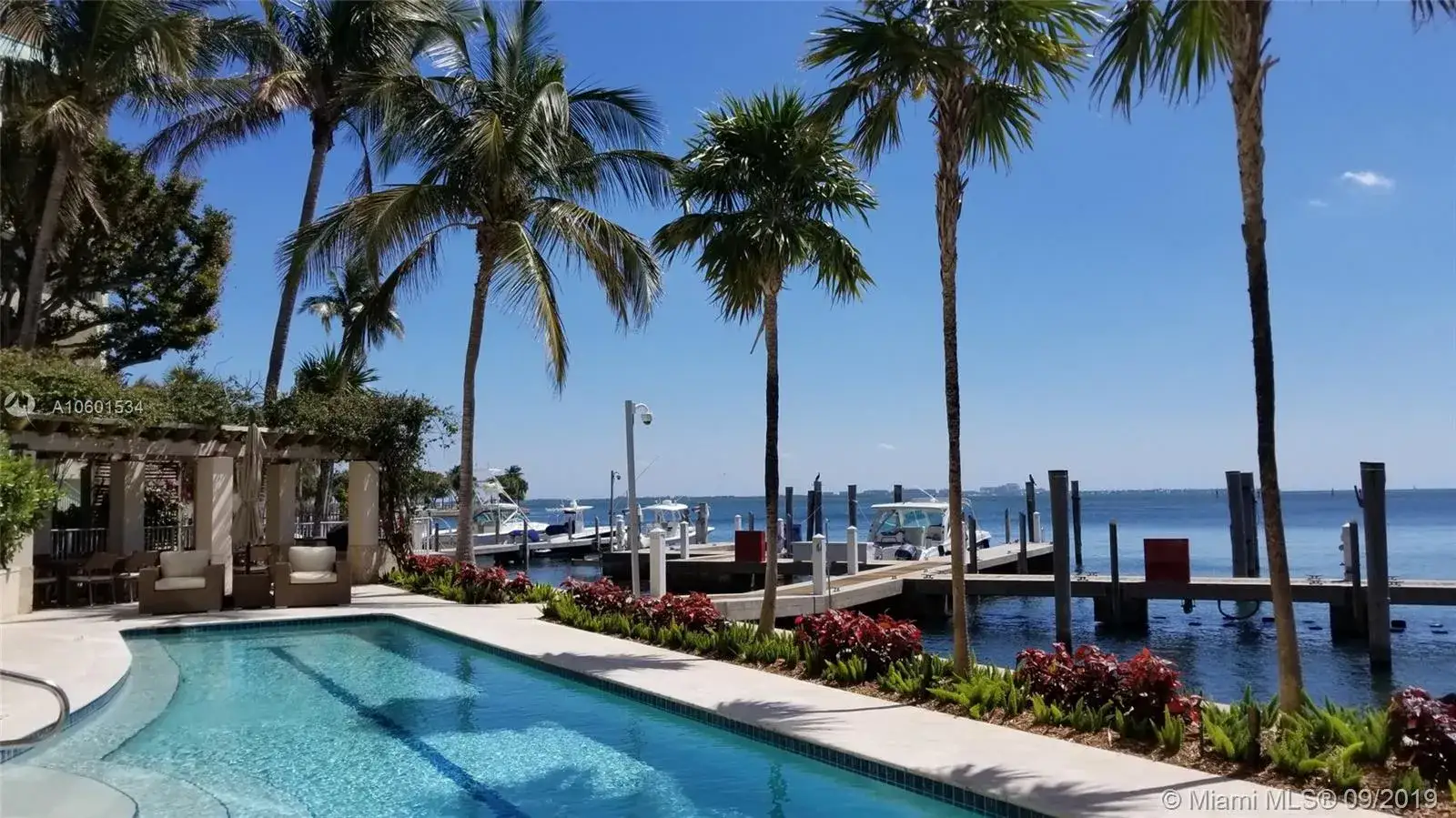 4 bedroom 3 bath Residential for sale at 1660 W Glencoe St # 401, Coconut Grove FL 33133