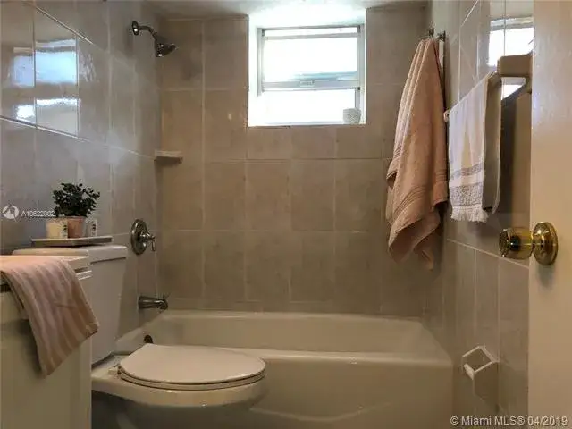 2 bedroom 1 bath Residential for sale at 444 SW 4th St # 105, Miami FL 33130