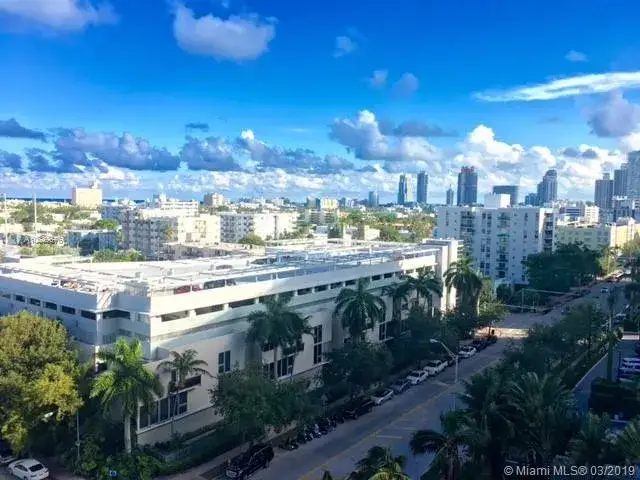 1 bedroom 1 bath Residential for sale at 1200 West Ave # 915, Miami Beach FL 33139