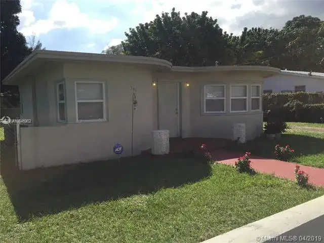 3 bedroom 2 bath Residential for sale at 340 NE 170th St, North Miami Beach FL 33162