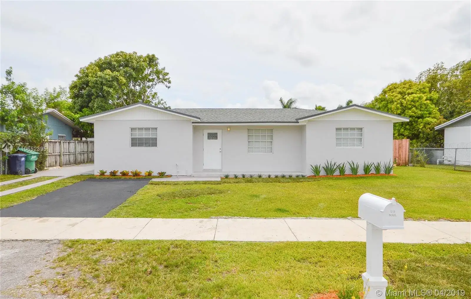4 bedroom 2 bath Residential for sale at 14310 SW 289th St, Homestead FL 33033