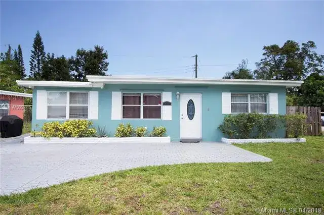 3 bedroom 2 bath Residential for sale at 515 S 61 TER, Hollywood FL 33023