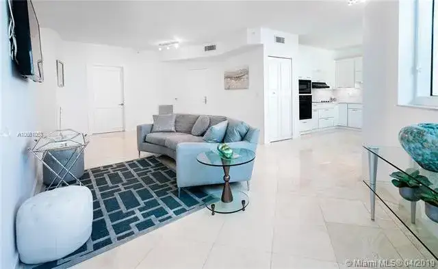 1 bedroom 1 bath Residential for sale at 300 S Pointe Dr # 909, Miami Beach FL 33139