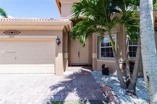5 bedroom 3 bath Residential for sale at 2955 SW 134th Ave, Miramar FL 33027