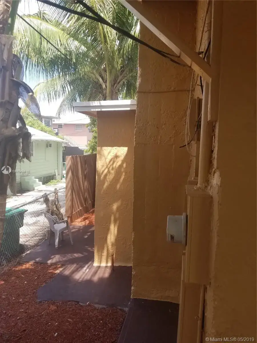 Residential Income for sale at 429 SW 14th Ave, Miami FL 33135