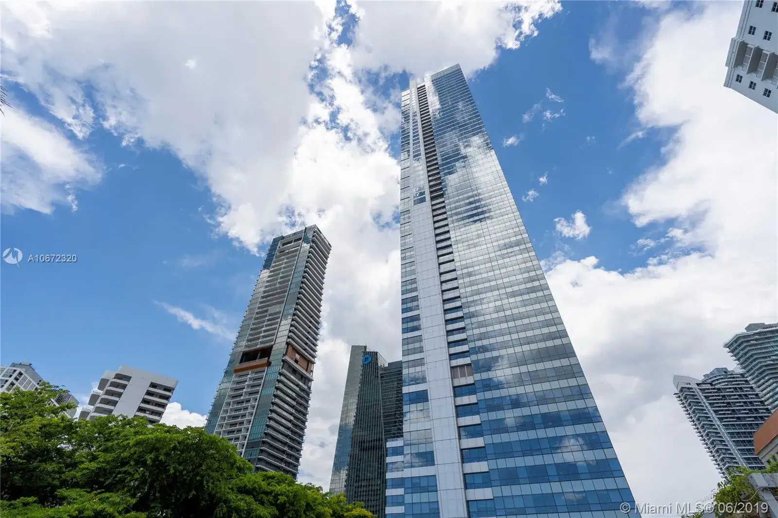 2 bedroom 2 bath Residential for sale at 1425 Brickell Ave # 46B, Miami FL 33131
