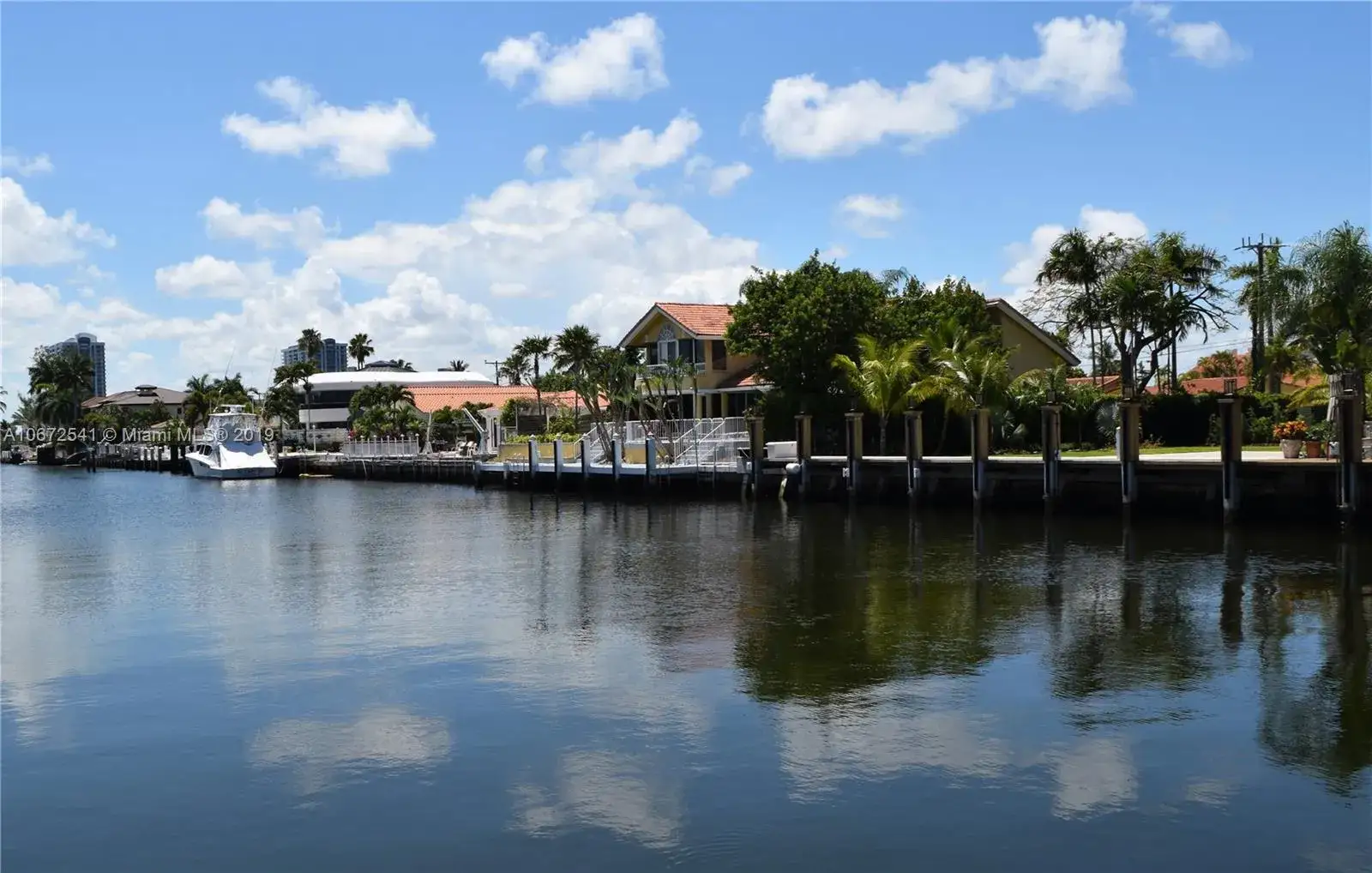 4 bedroom 3 bath Residential for sale at 16650 NE 35th Ave, North Miami Beach FL 33160