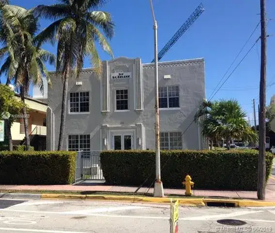 1 bedroom 1 bath Residential for sale at 605 Euclid Ave # 103, Miami Beach FL 33139