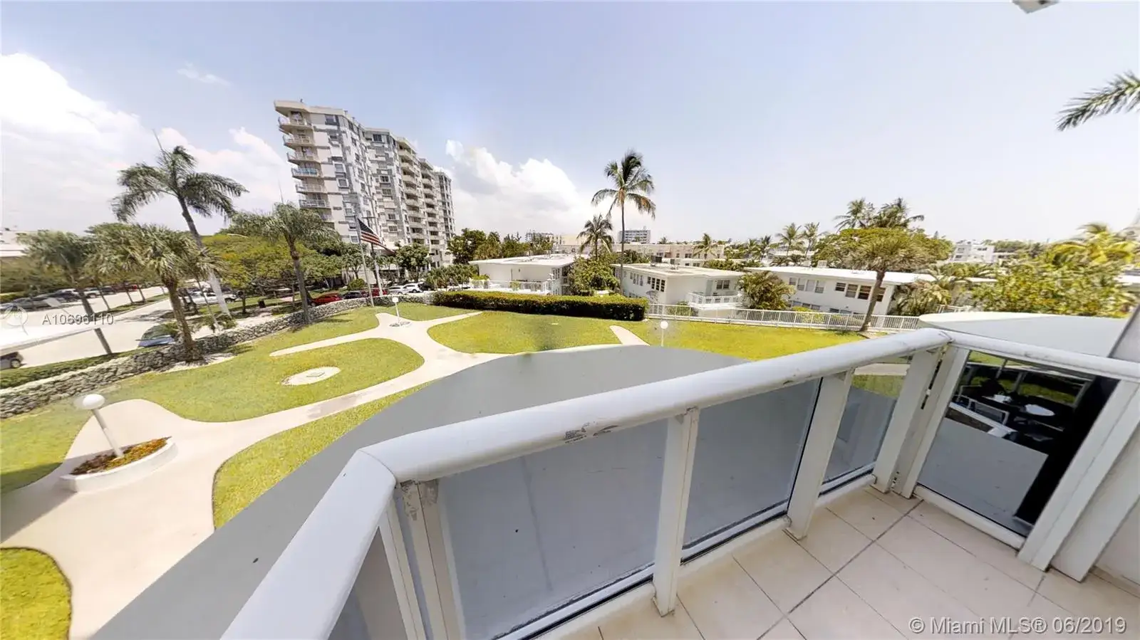 1 bedroom 1 bath Residential for sale at 900 Bay Dr # 209, Miami Beach FL 33141