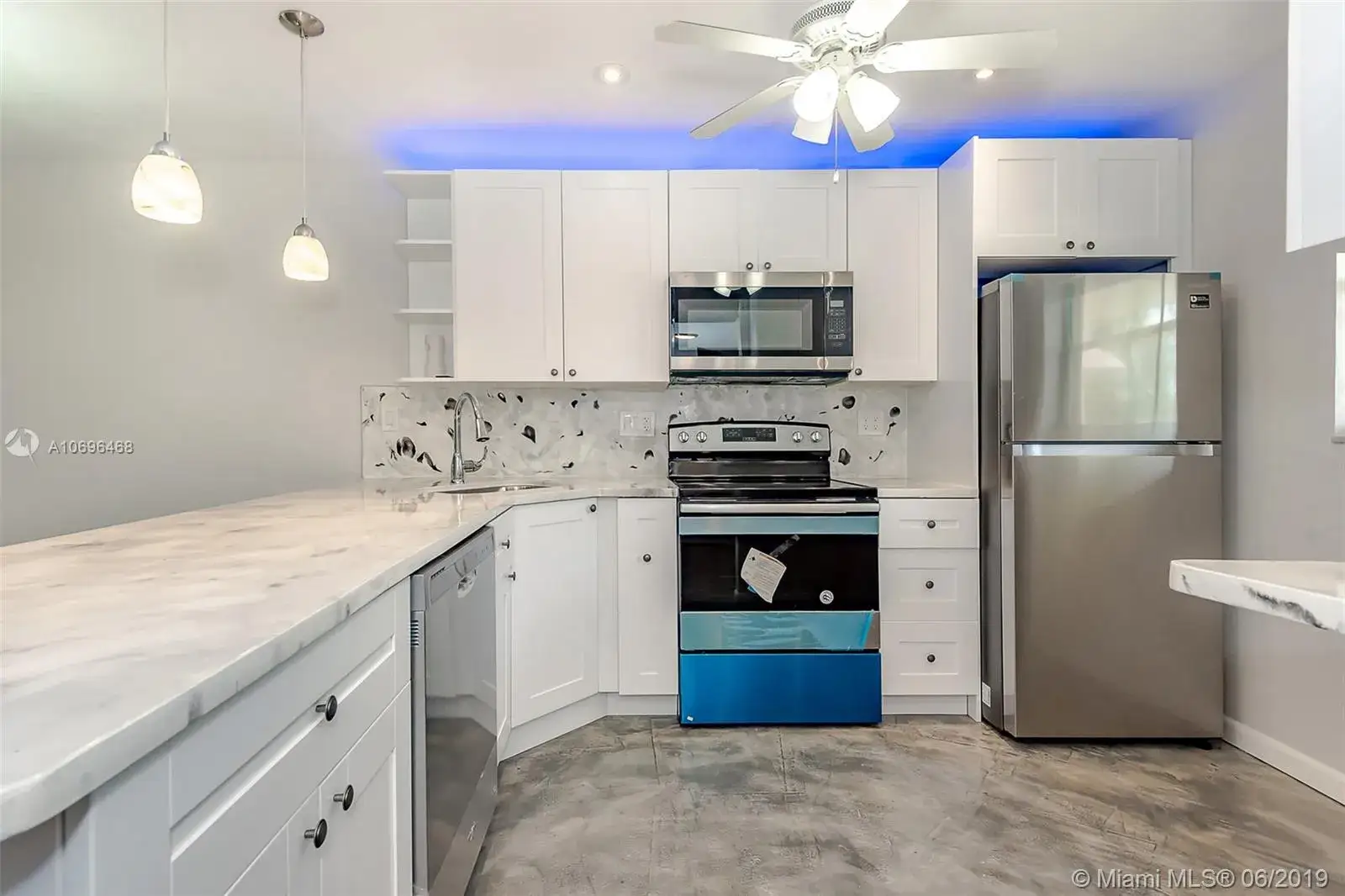 1 bedroom 1 bath Residential Lease for rent at 5510 N Lakewood Cir N # 523, Margate FL 33063