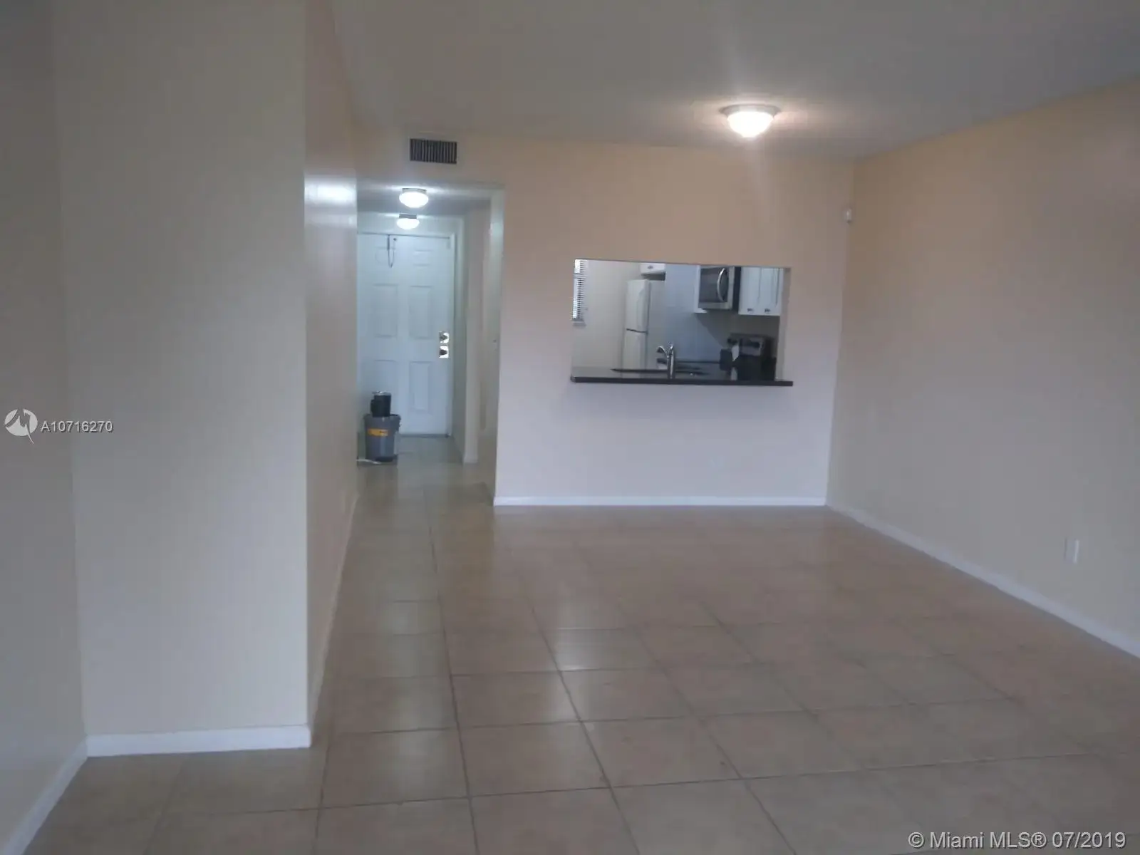 2 bedroom 2 bath Residential Lease for rent at 785 NW 103rd Ter # 202, Pembroke Pines FL 33026