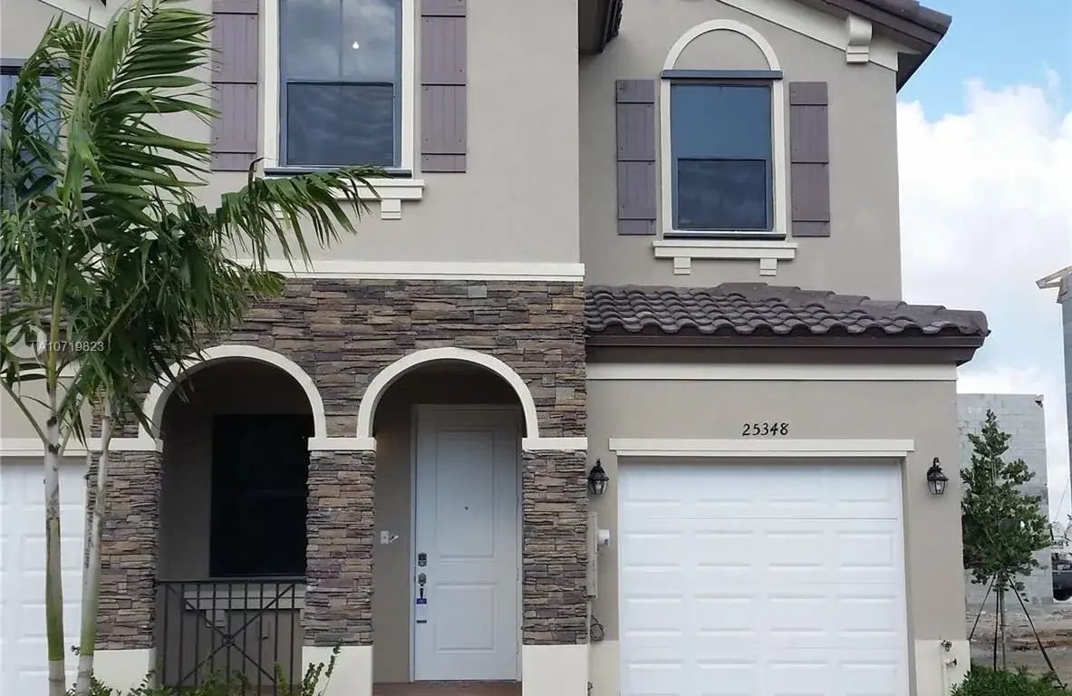 3 bedroom 2 bath Residential Lease for rent at 25348 SW 116th Ave, Homestead FL 33032
