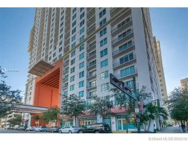 1 bedroom 1 bath Residential Lease for rent at 133 NE 2nd Ave # 1009, Miami FL 33132