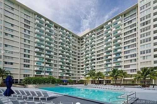 1 bedroom 1 bath Residential for sale at 1200 West Ave # 303, Miami Beach FL 33139