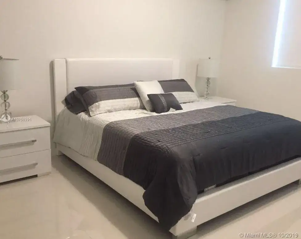 3 bedroom 3 bath Residential for sale at 7751 NW 107th Ave # 205, Doral FL 33178