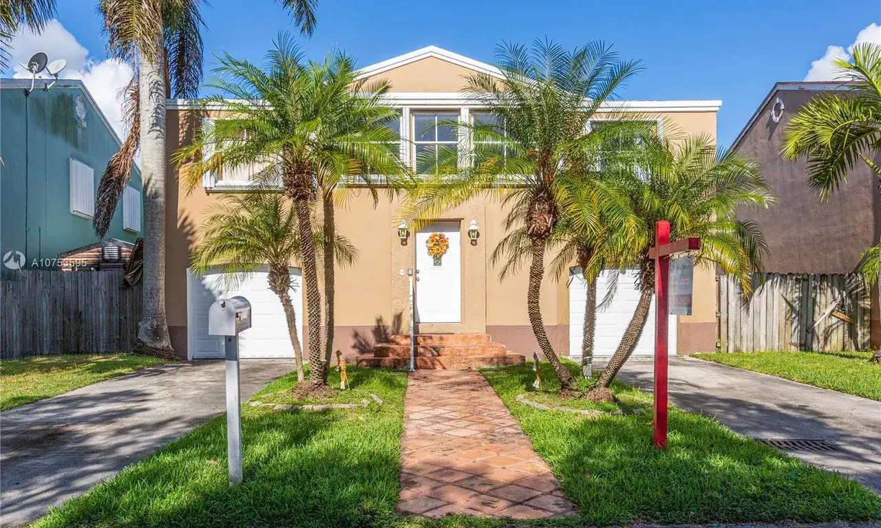 4 bedroom 3 bath Residential for sale at 27040 SW 120th Ave Rd, Homestead FL 33032