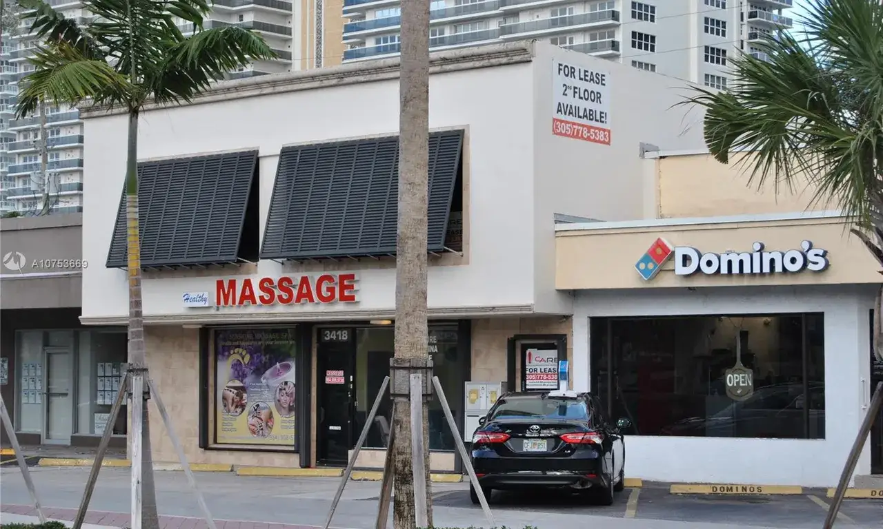 Commercial Sale for sale at 3418 N Ocean Blvd, Fort Lauderdale FL 33308