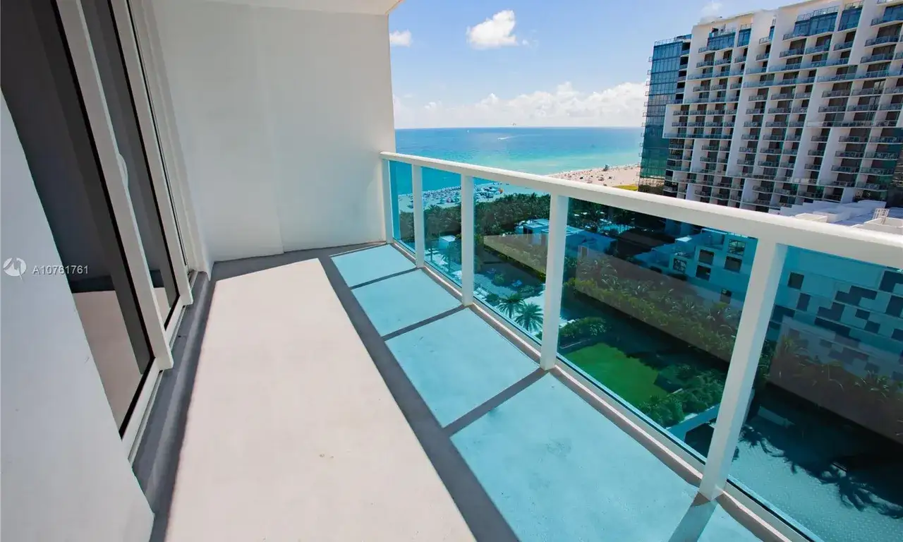 1 bedroom 1 bath Residential Lease for rent at 2301 Collins Ave # 1401, Miami Beach FL 33139