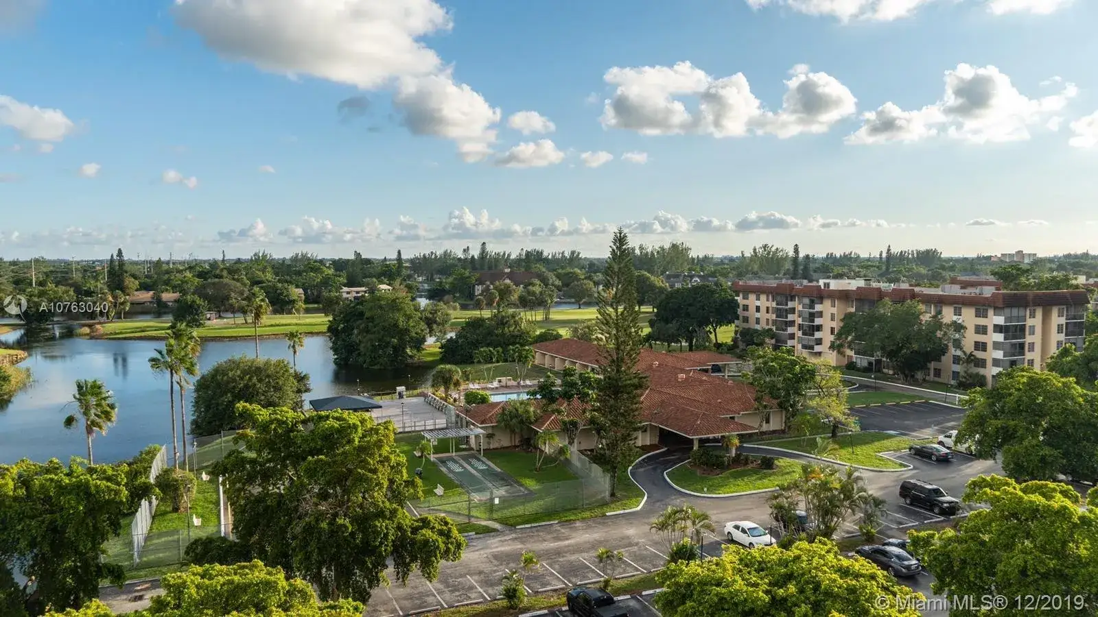 2 bedroom 2 bath Residential for sale at 4164 Inverrary Dr # 802, Lauderhill FL 33319