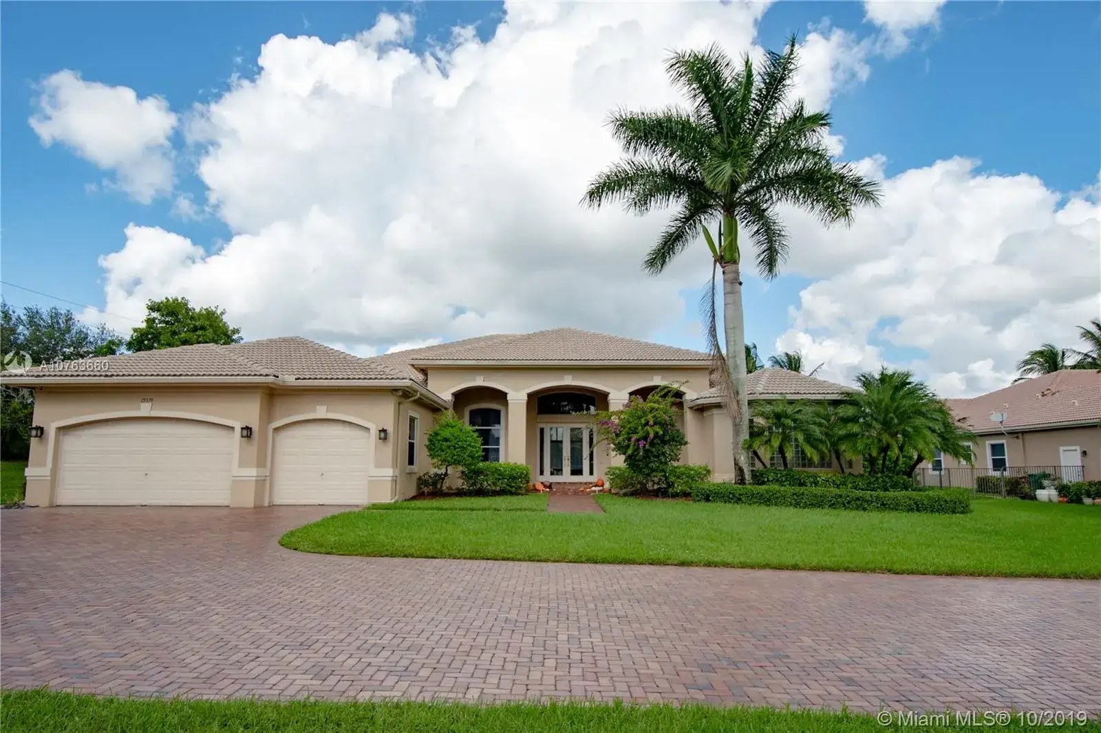 4 bedroom 4 bath Residential for sale at 15379 SW 33rd St, Davie FL 33331