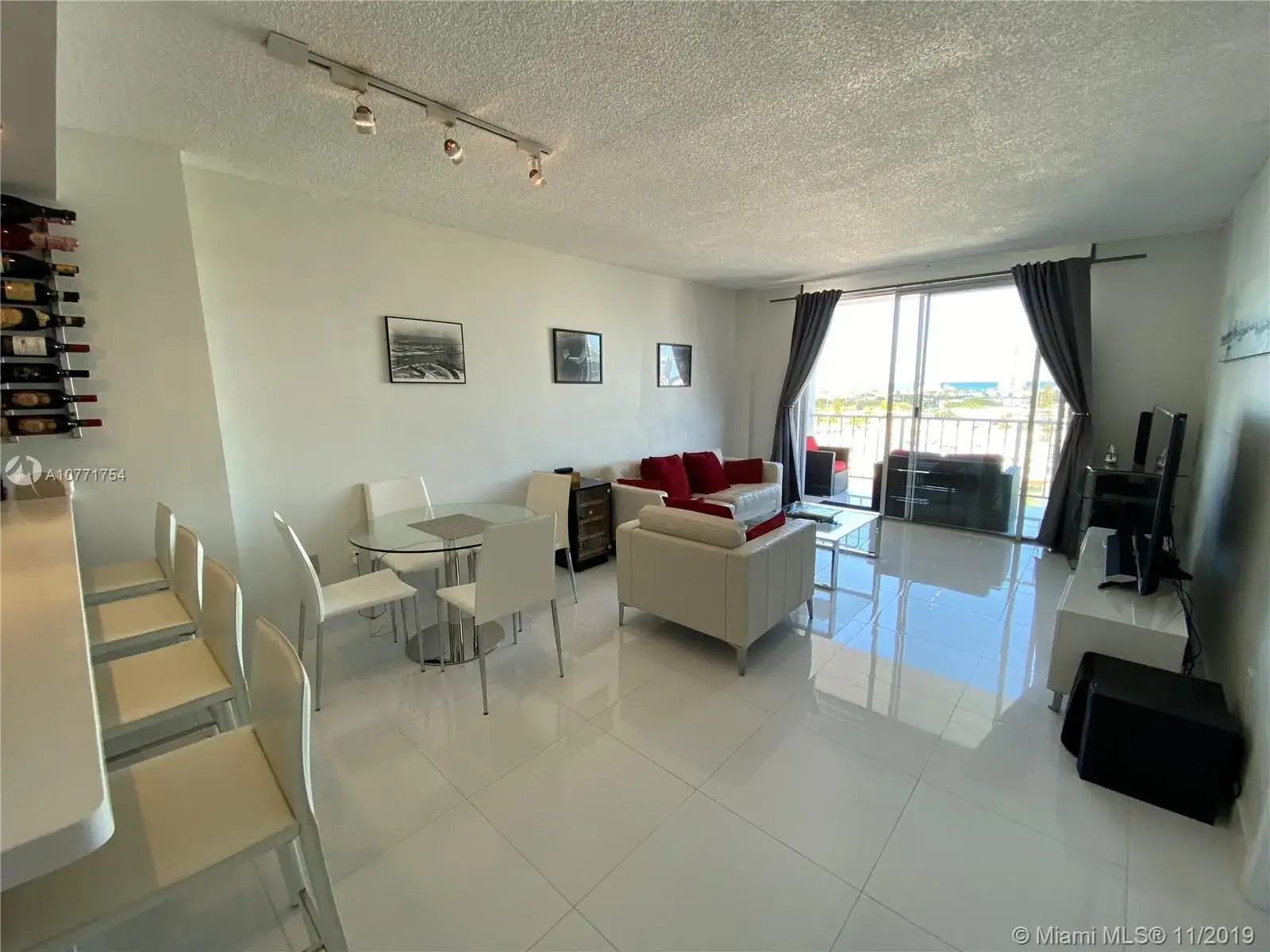 1 bedroom 1 bath Residential for sale at 6900 Bay Dr # 10E, Miami Beach FL 33141