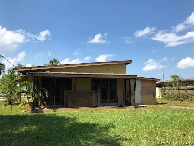 7 bedroom 7 bath Residential Lease for rent at 6422 SW 24th St, Miami FL 33155