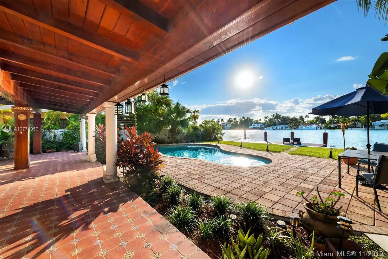 4 bedroom 3 bath Residential Lease for rent at 7536 W Treasure Dr, North Bay Village FL 33141