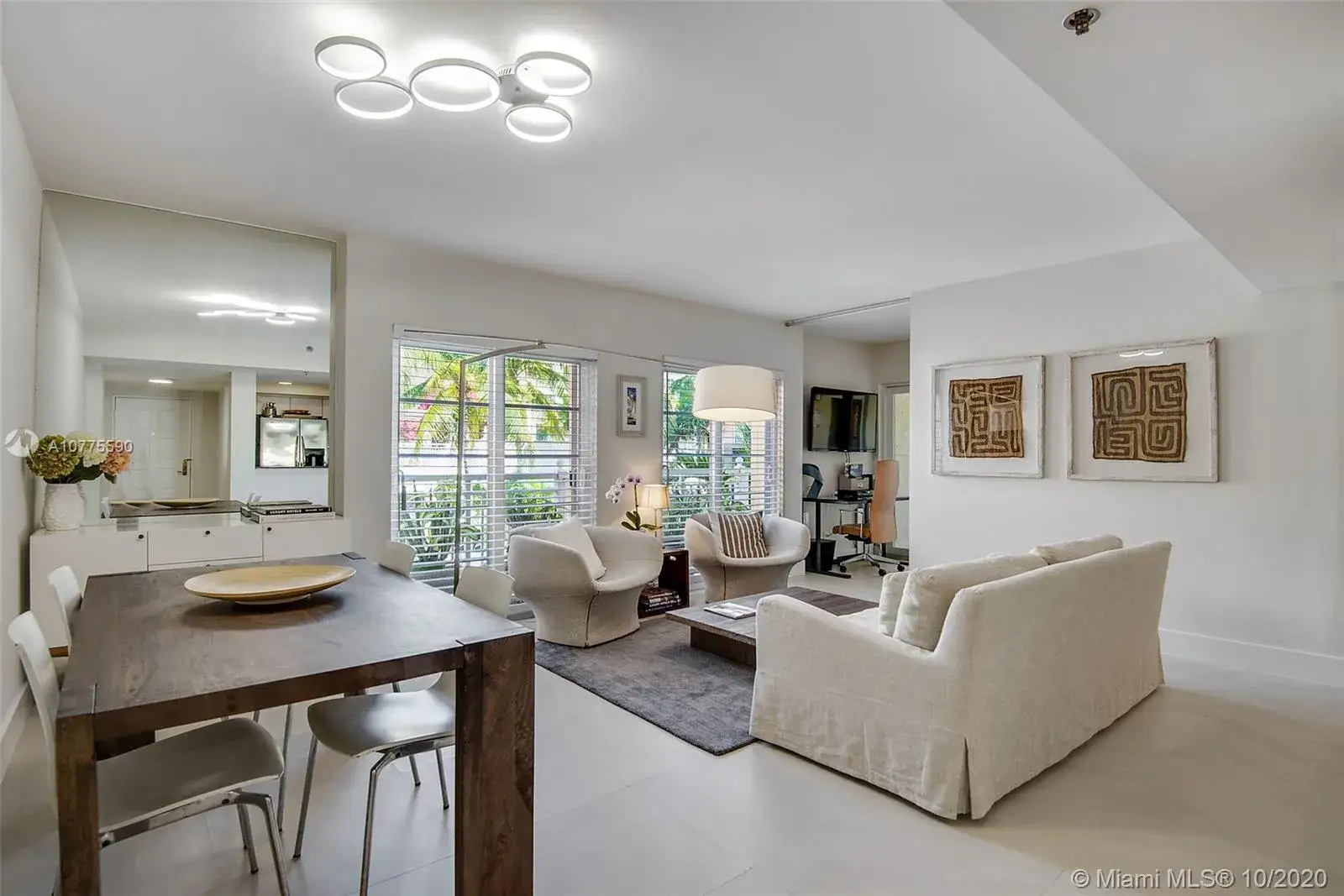 1 bedroom 1 bath Residential for sale at 100 Jefferson Ave # 10004, Miami Beach FL 33139