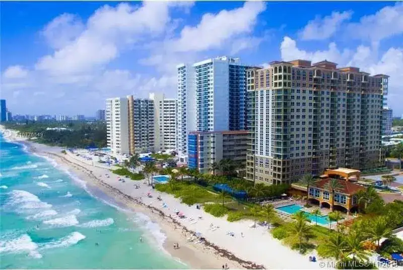 1 bedroom 1 bath Residential Lease for rent at 2080 S Ocean Dr # 104, Hallandale Beach FL 33009