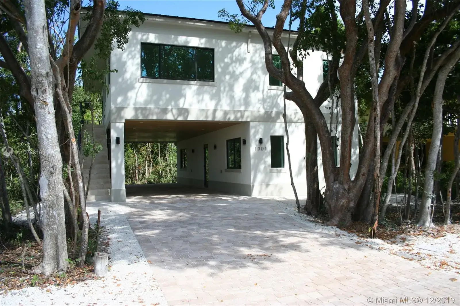 5 bedroom 3 bath Residential for sale at 12 Coral Dr, Key Largo FL 33037