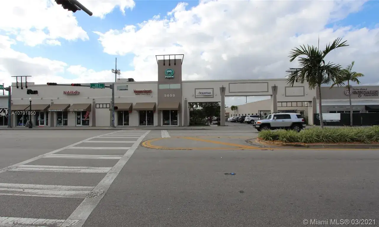 Commercial Sale for sale at 5050 Biscayne Blvd # 100, Miami FL 33137