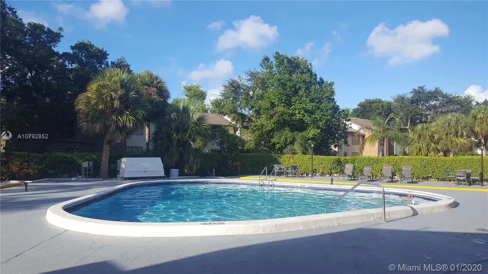 2 bedroom 2 bath Residential for sale at 4354 NW 9th Ave # 3C, Deerfield Beach FL 33064
