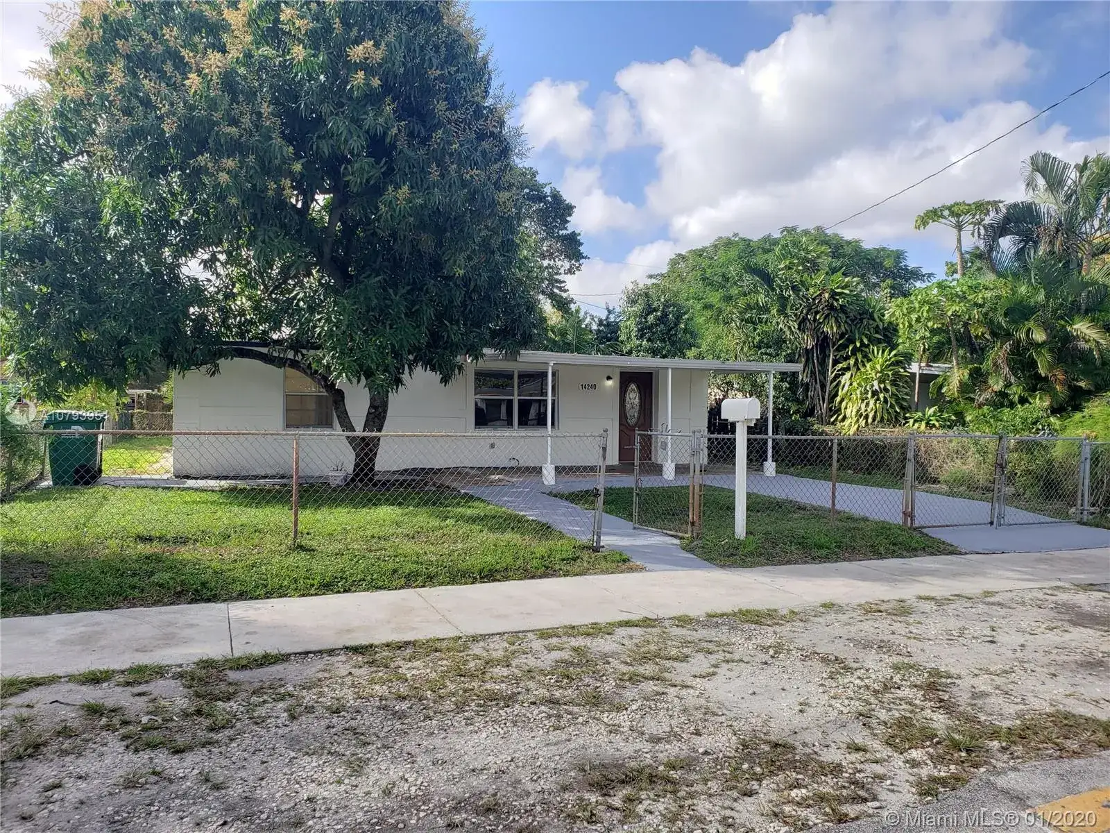 3 bedroom 2 bath Residential for sale at 14240 NW 22nd Ct, Miami Gardens FL 33054