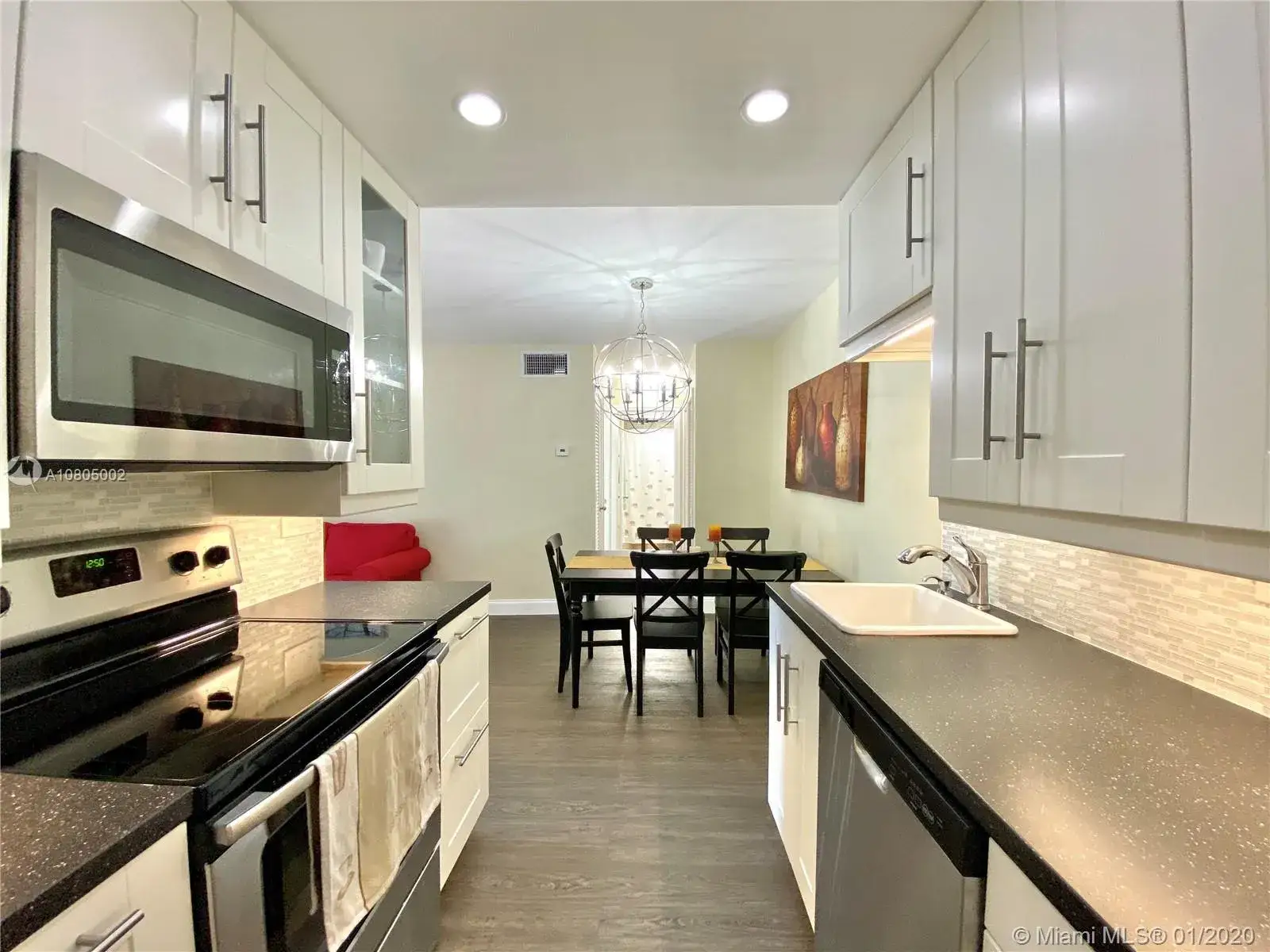 1 bedroom 1 bath Residential Lease for rent at 1620 West Ave # 401, Miami Beach FL 33139