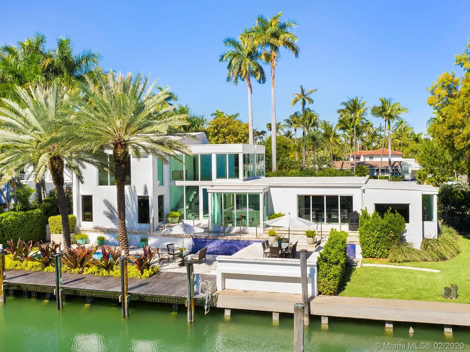 7 bedroom 8 bath Residential for sale at 2288 Sunset Dr, Miami Beach FL 33140