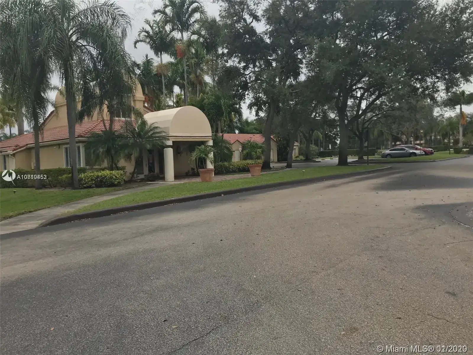 2 bedroom 2 bath Residential for sale at 831 Lyons Rd # 23101, Coconut Creek FL 33063