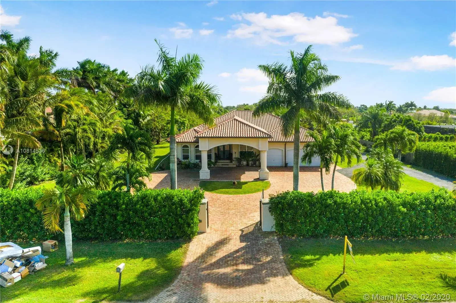 5 bedroom 3 bath Residential for sale at 23525 SW 217th Ave, Homestead FL 33031