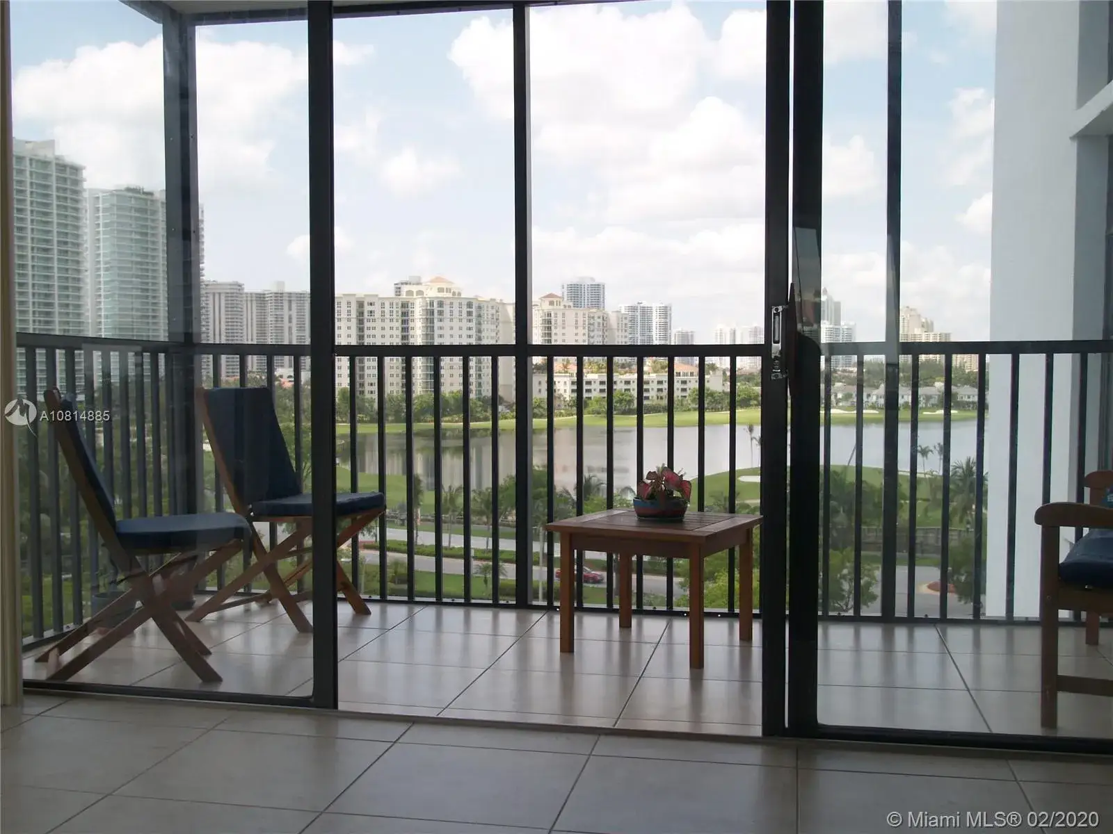 2 bedroom 2 bath Residential for sale at 3701 N Country Club Dr # 803, Aventura FL 33180