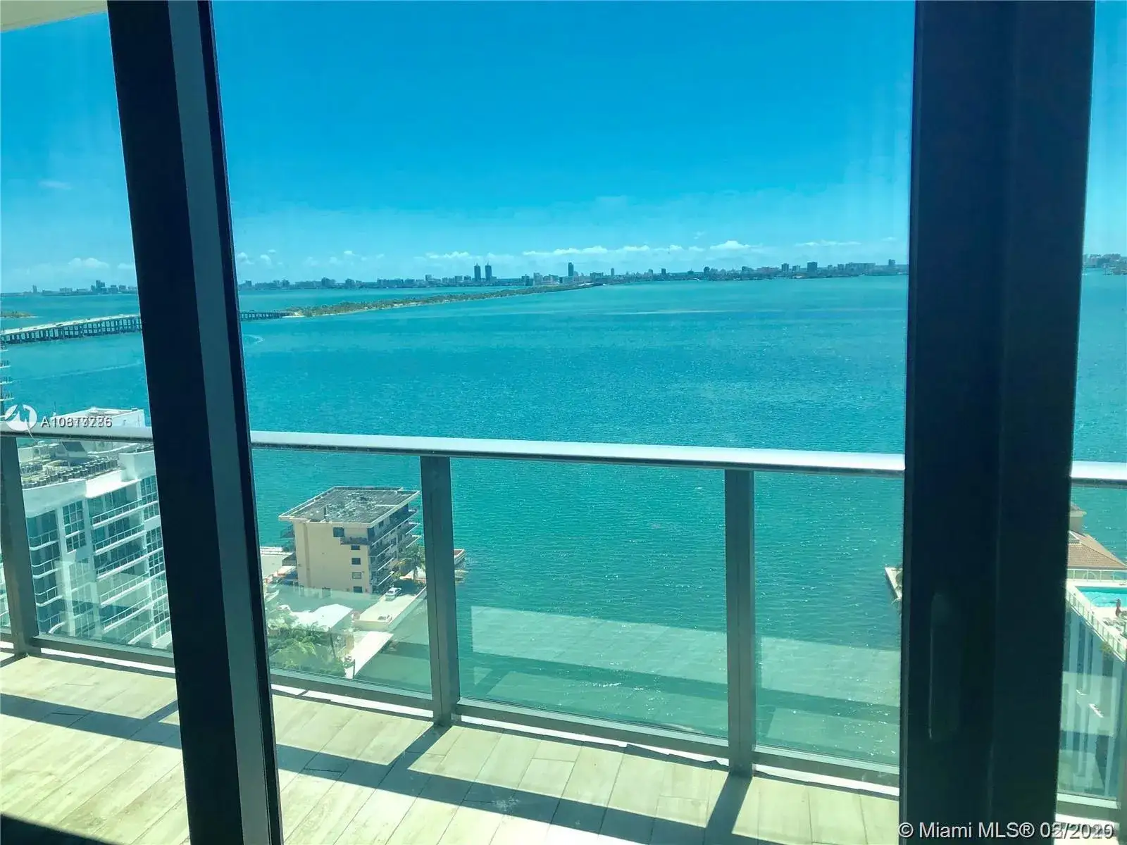 2 bedroom 2 bath Residential for sale at 460 NE 28th St # 1907, Miami FL 33137