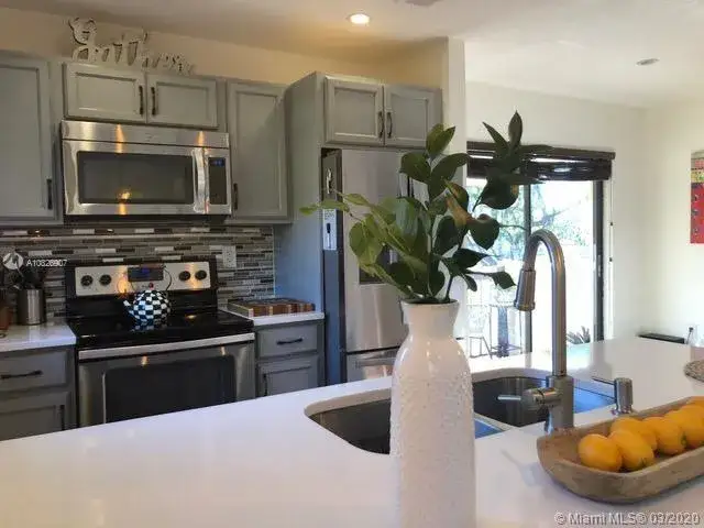 2 bedroom 1 bath Residential Lease for rent at 6236 SW 136th Ct # B208, Miami FL 33183