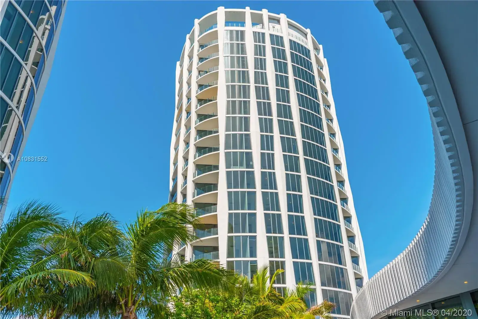 2 bedroom 2 bath Residential for sale at 2831 S Bayshore Dr # 2204, Miami FL 33133