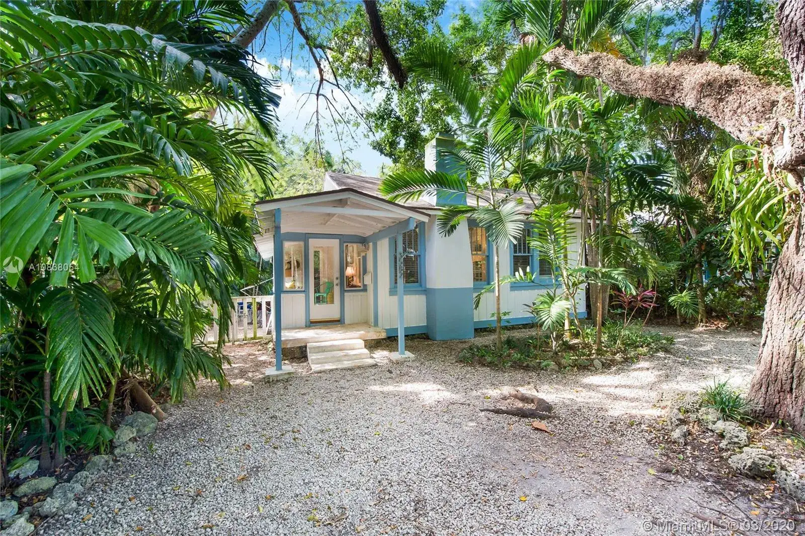 4 bedroom 3 bath Residential Lease for rent at 3582 Avocado Ave, Miami FL 33133