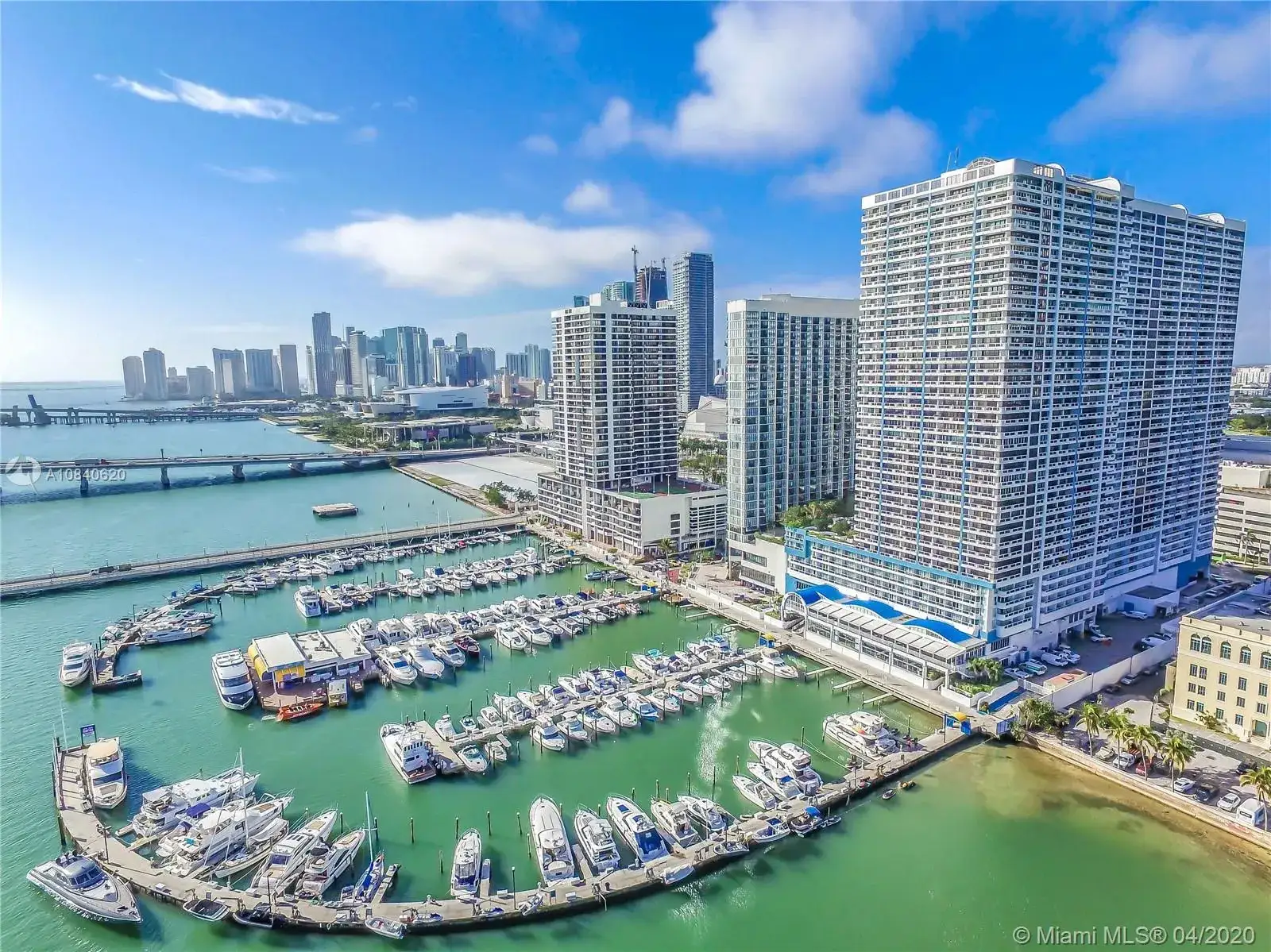 1 bedroom 1 bath Residential Lease for rent at 1717 N Bayshore Dr # 1948, Miami FL 33132