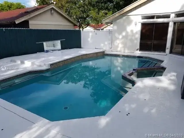 3 bedroom 2 bath Residential for sale at 20527 NE 9th Pl, Miami FL 33179