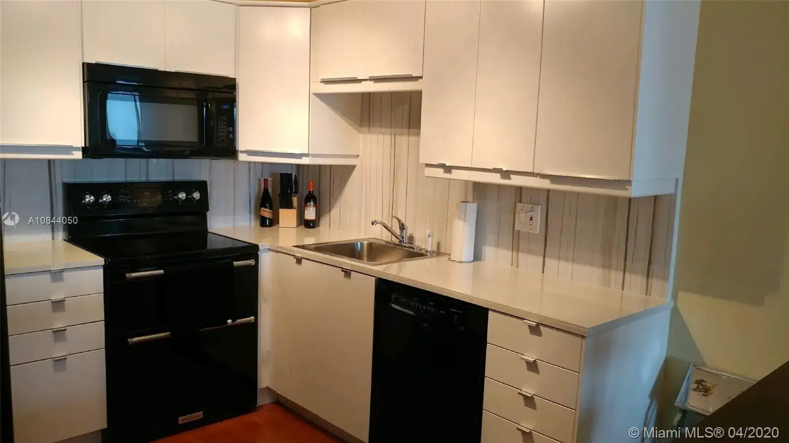 1 bedroom 1 bath Residential for sale at 253 S Cypress Rd # 223, Pompano Beach FL 33060
